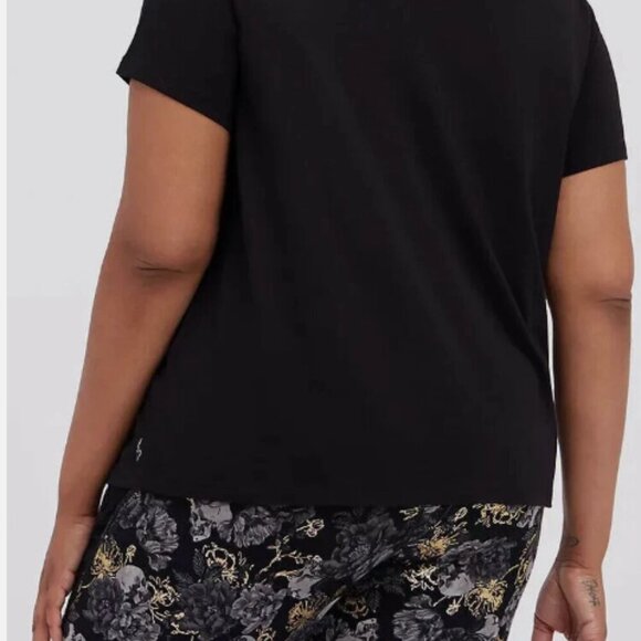 FULL SET! Active Tee, Pants, & Sports Bra!! 3 in one. - Picture 5 of 13